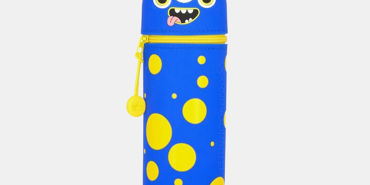 LEGAMI - Trousse Super Soft, Thème Panda, Étui Moelleux, Carton Avec Dessin à Colorier Inclus, 100% Polyester, Super Doux étui