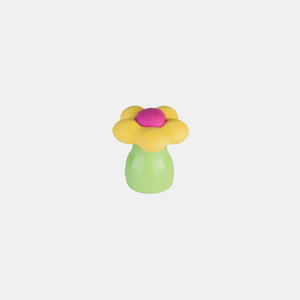 Radiergummi in Bleistiftgröße. Gelbe Blume
